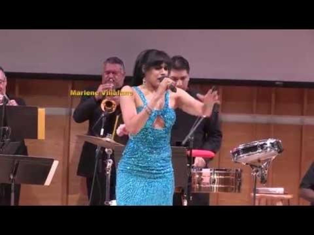Marlene Villafane Live – Corre Corre Corazon