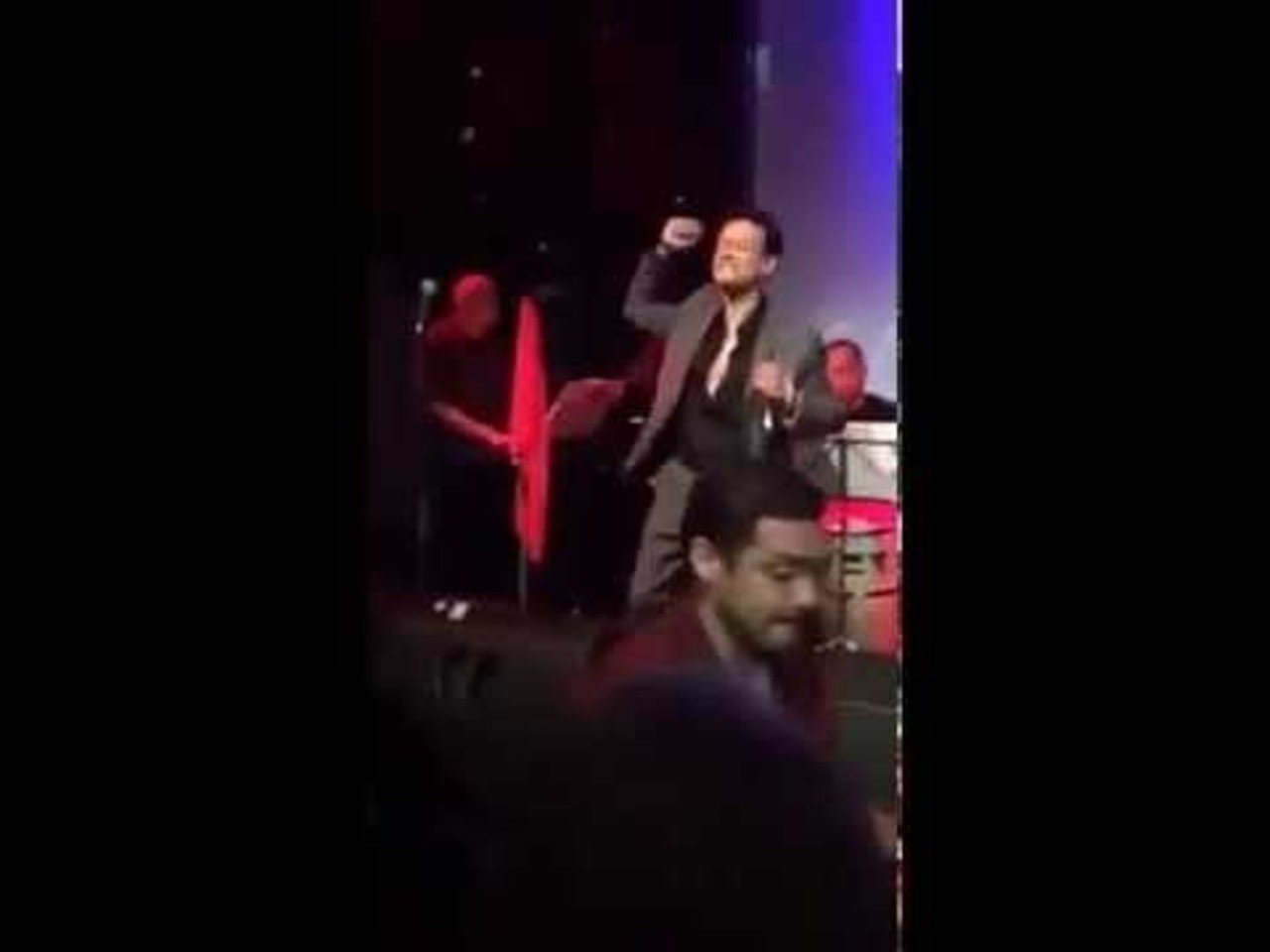 Aguanile live by Javier Luis